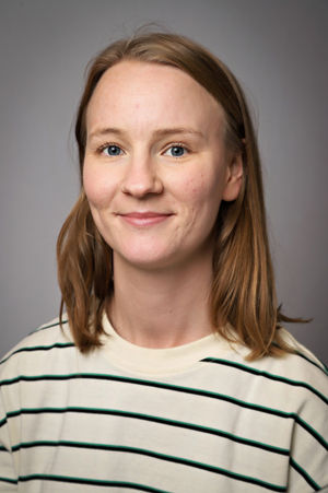 en person med langt hår